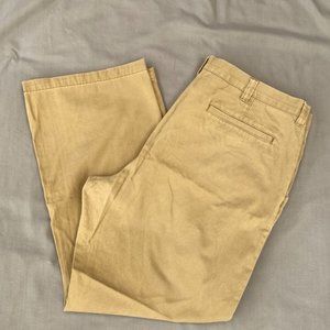 Size 42X32, Old Navy, Classic Khaki Pants.